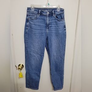 American Eagle Size 8 Mom Jeans